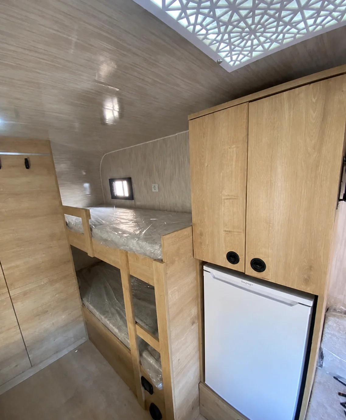 Çekme karavan - İç mekân aydınlatması - Batı Rent A Car İzmir