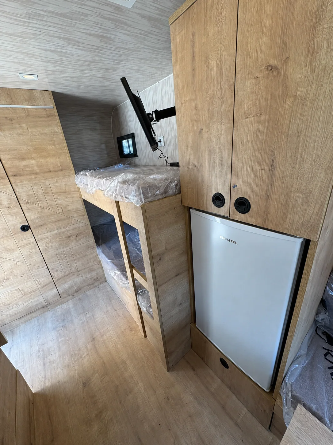 Çekme karavan - Buzdolabı ve dolaplar - Batı Rent A Car İzmir