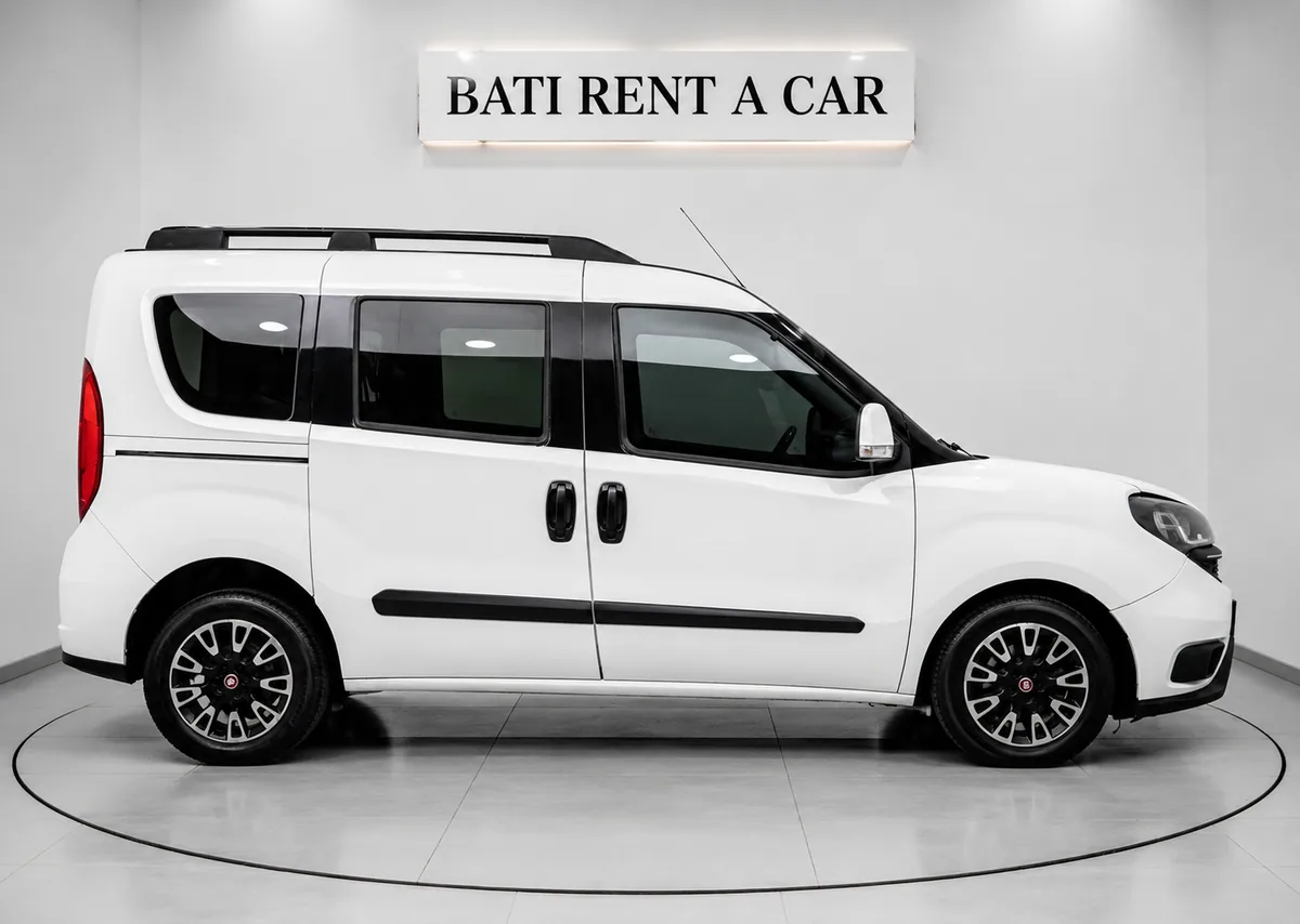 Fiat Doblo - Sağ yan görünüm - Batı Rent A Car İzmir
